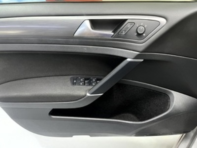 Volkswagen Golf Edition 1.5 TSI Evo 96 kW (130 CV) Volkswagen Golf Edition 1.5 TSI Evo 96 kW (130 CV)