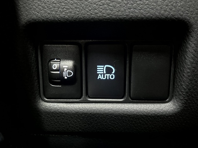 ToyotaC-HR 1.8 125H Advance 90 kW (122 CV) Vehículo usado en Barcelona - 21 ToyotaC-HR 1.8 125H Advance 90 kW (122 CV) Vehículo usado en Barcelona - 21