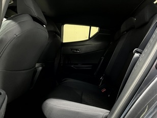 Toyota C-HR 1.8 125H Advance 90 kW (122 CV) Toyota C-HR 1.8 125H Advance 90 kW (122 CV)