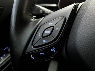 Toyota C-HR 1.8 125H Advance 90 kW (122 CV) Toyota C-HR 1.8 125H Advance 90 kW (122 CV)