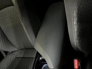 Toyota C-HR 1.8 125H Advance 90 kW (122 CV) Toyota C-HR 1.8 125H Advance 90 kW (122 CV)