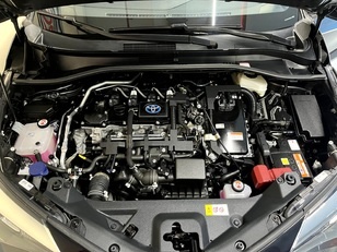Toyota C-HR 1.8 125H Advance 90 kW (122 CV)