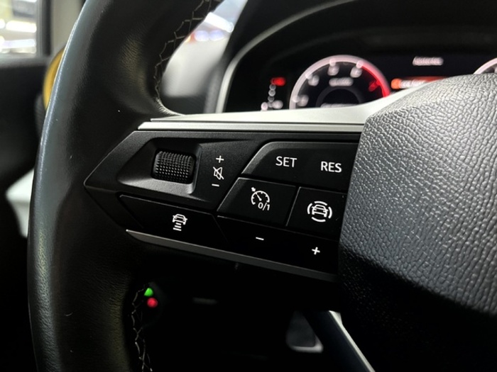 SEATArona 1.0 TSI Style Plus 81 kW (110 CV) Vehículo usado en Barcelona - 19 SEATArona 1.0 TSI Style Plus 81 kW (110 CV) Vehículo usado en Barcelona - 19