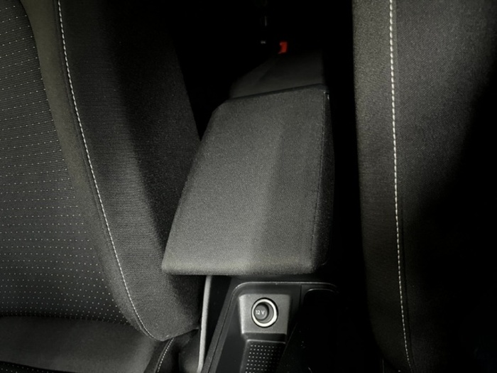 SEATArona 1.0 TSI Style Plus 81 kW (110 CV) Vehículo usado en Barcelona - 30 SEATArona 1.0 TSI Style Plus 81 kW (110 CV) Vehículo usado en Barcelona - 30