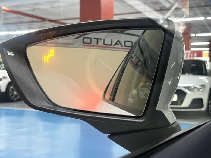 SEATArona 1.0 TSI Style Plus 81 kW (110 CV) Vehículo usado en Barcelona - 31 SEATArona 1.0 TSI Style Plus 81 kW (110 CV) Vehículo usado en Barcelona - 31