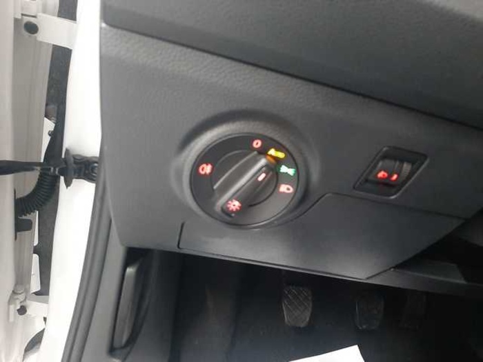 SEATIbiza 1.0 MPI S&S Reference Plus 59 kW (80 CV) Vehículo usado en Barcelona - 11 SEATIbiza 1.0 MPI S&S Reference Plus 59 kW (80 CV) Vehículo usado en Barcelona - 11