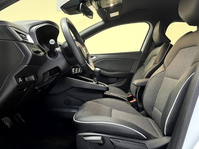 RenaultClio Zen TCe 74 kW (100 CV) GLP Vehículo usado en Barcelona - 9 RenaultClio Zen TCe 74 kW (100 CV) GLP Vehículo usado en Barcelona - 9