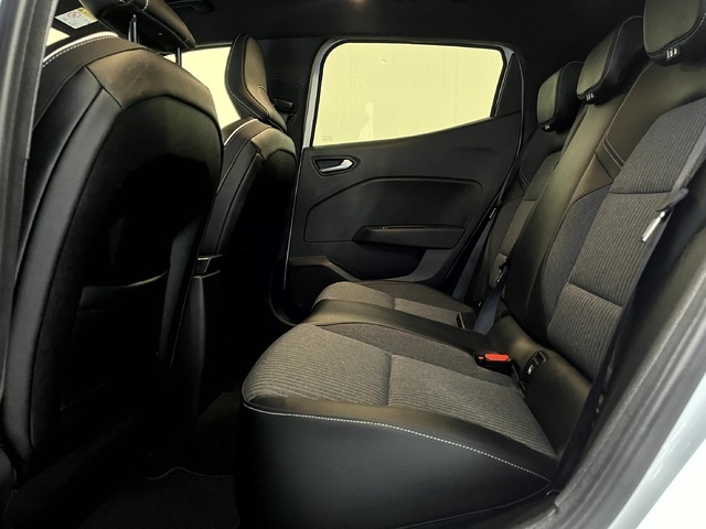 RenaultClio Zen TCe 74 kW (100 CV) GLP Vehículo usado en Barcelona - 11