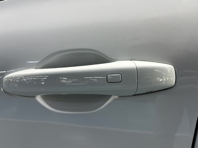 RenaultClio Zen TCe 74 kW (100 CV) GLP Vehículo usado en Barcelona - 28