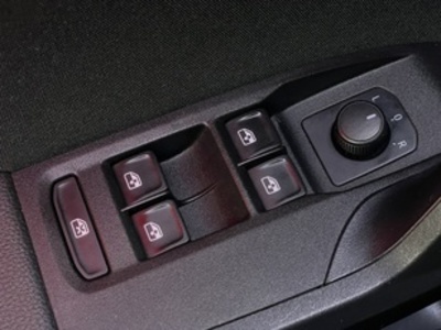 SEAT Ibiza 1.0 EcoTSI S&S FR 85 kW (115 CV) SEAT Ibiza 1.0 EcoTSI S&S FR 85 kW (115 CV)