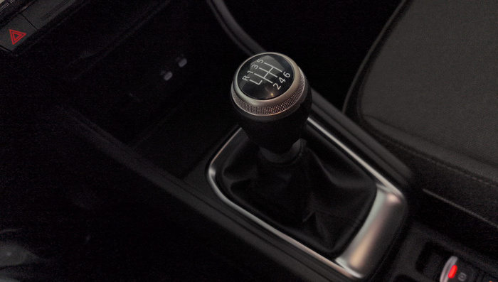 Renault Captur Techno Eco-G 74 kW (100 CV) - 24 Renault Captur Techno Eco-G 74 kW (100 CV) - 24