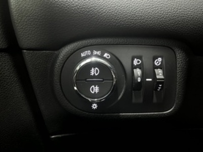 Opel Zafira 1.4 Turbo S&S Excellence 103 kW (140 CV) Opel Zafira 1.4 Turbo S&S Excellence 103 kW (140 CV)