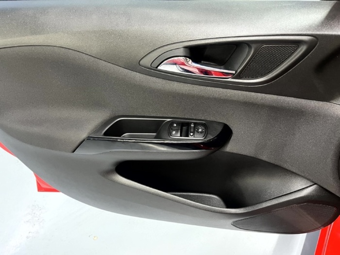 OpelCorsa 1.4 120 Aniversario 66 kW (90 CV) Vehículo usado en Barcelona - 26 OpelCorsa 1.4 120 Aniversario 66 kW (90 CV) Vehículo usado en Barcelona - 26