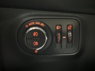 Opel Corsa 1.4 120 Aniversario 66 kW (90 CV)