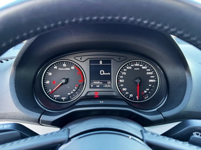 AudiQ2 design 35 TFSI 110 kW (150 CV) S tronic Vehículo usado en Barcelona - 16 AudiQ2 design 35 TFSI 110 kW (150 CV) S tronic Vehículo usado en Barcelona - 16