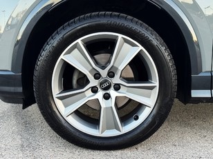 Audi Q2 design 35 TFSI 110 kW (150 CV) S tronic