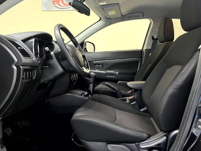 MitsubishiASX 160 MPI Motion 86 kW (117 CV) Vehículo usado en Barcelona - 10 MitsubishiASX 160 MPI Motion 86 kW (117 CV) Vehículo usado en Barcelona - 10