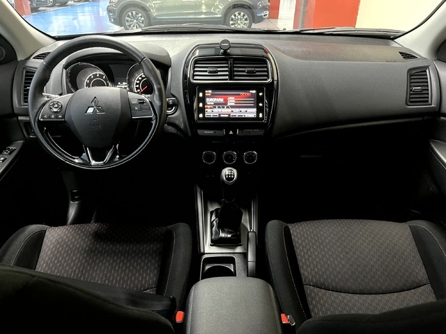 MitsubishiASX 160 MPI Motion 86 kW (117 CV) Vehículo usado en Barcelona - 12 MitsubishiASX 160 MPI Motion 86 kW (117 CV) Vehículo usado en Barcelona - 12