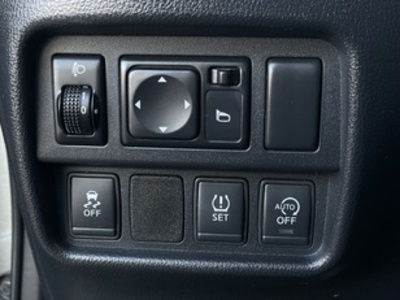 Nissan Juke dCi 110 Acenta 4x2 81 kW (110 CV) Nissan Juke dCi 110 Acenta 4x2 81 kW (110 CV)