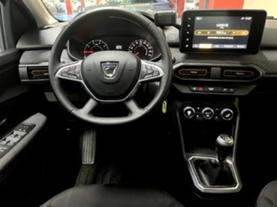 Dacia Sandero Stepway Comfort TCe 67 kW (91 CV) Dacia Sandero Stepway Comfort TCe 67 kW (91 CV)