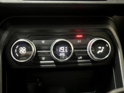 Dacia Sandero Stepway Comfort TCe 67 kW (91 CV) Dacia Sandero Stepway Comfort TCe 67 kW (91 CV)