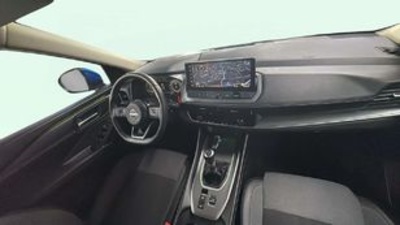 Nissan Qashqai DIG-T 140 mHEV Acenta 4x2 103 kW (140 CV) Nissan Qashqai DIG-T 140 mHEV Acenta 4x2 103 kW (140 CV)