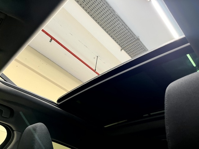 BMWX2 sDrive18i 103 kW (140 CV) Vehículo usado en Barcelona - 33 BMWX2 sDrive18i 103 kW (140 CV) Vehículo usado en Barcelona - 33