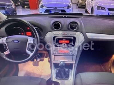 Ford Mondeo 2.0 Sedan Trend 107 kW (145 CV) Ford Mondeo 2.0 Sedan Trend 107 kW (145 CV)