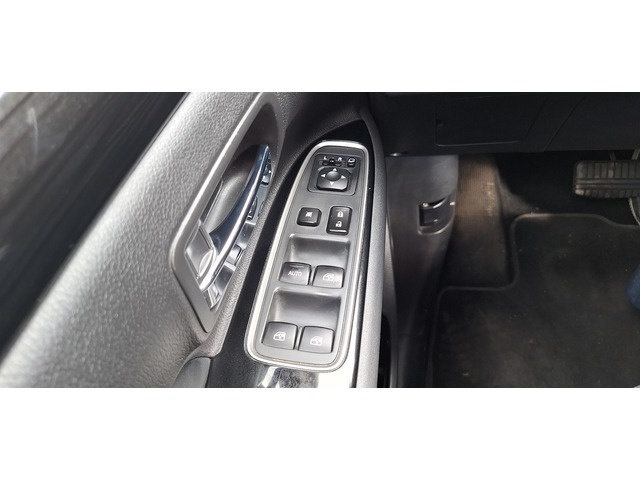 MitsubishiOutlander 2.0 PHEV Kaiteki 4WD Auto 149 kW (203 CV) Vehículo usado en Barcelona - 33 MitsubishiOutlander 2.0 PHEV Kaiteki 4WD Auto 149 kW (203 CV) Vehículo usado en Barcelona - 33