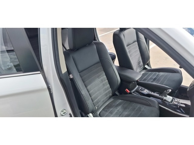 MitsubishiOutlander 2.0 PHEV Kaiteki 4WD Auto 149 kW (203 CV) Vehículo usado en Barcelona - 37 MitsubishiOutlander 2.0 PHEV Kaiteki 4WD Auto 149 kW (203 CV) Vehículo usado en Barcelona - 37