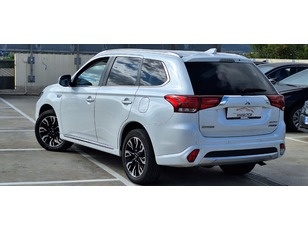Mitsubishi Outlander 2.0 PHEV Kaiteki 4WD Auto 149 kW (203 CV)