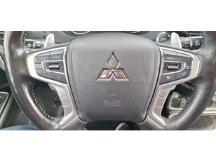 Mitsubishi Outlander 2.0 PHEV Kaiteki 4WD Auto 149 kW (203 CV) Mitsubishi Outlander 2.0 PHEV Kaiteki 4WD Auto 149 kW (203 CV)