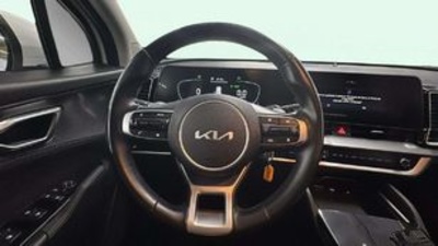 Kia Sportage 1.6 T-GDi HEV Drive 4x2 158 kW (215 CV) Kia Sportage 1.6 T-GDi HEV Drive 4x2 158 kW (215 CV)