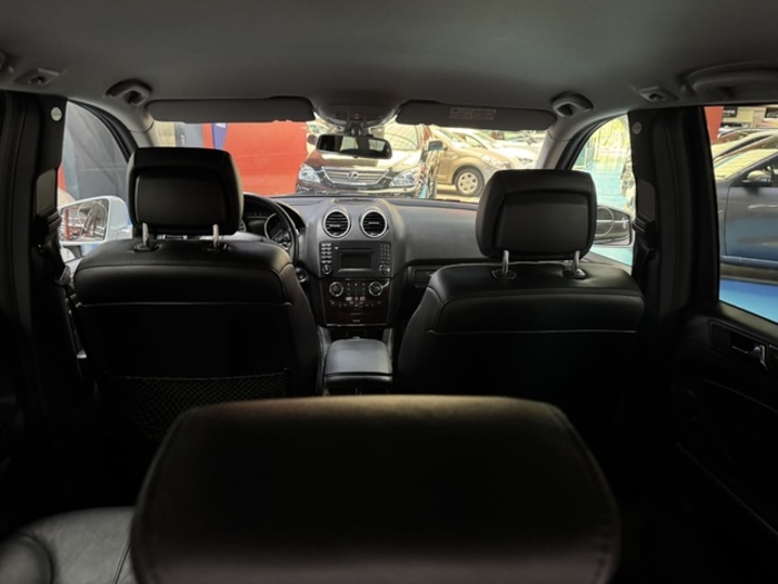 Mercedes-BenzClase M ML 350 CDI 4M Grand Edition 170 kW (231 CV) Vehículo usado en Barcelona - 10 Mercedes-BenzClase M ML 350 CDI 4M Grand Edition 170 kW (231 CV) Vehículo usado en Barcelona - 10