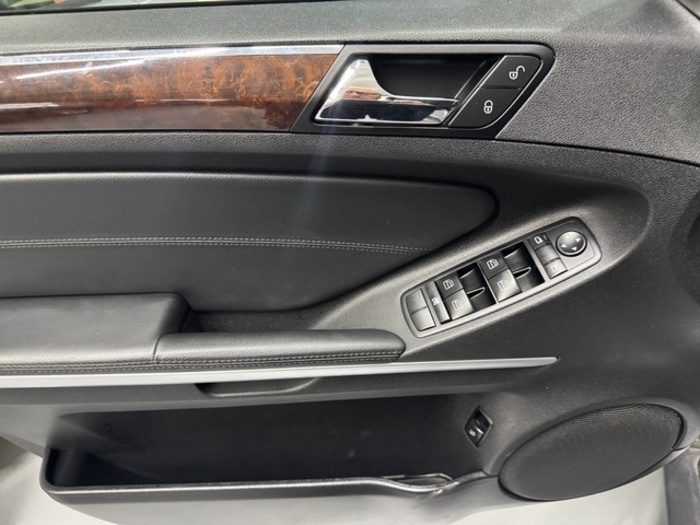 Mercedes-BenzClase M ML 350 CDI 4M Grand Edition 170 kW (231 CV) Vehículo usado en Barcelona - 17 Mercedes-BenzClase M ML 350 CDI 4M Grand Edition 170 kW (231 CV) Vehículo usado en Barcelona - 17