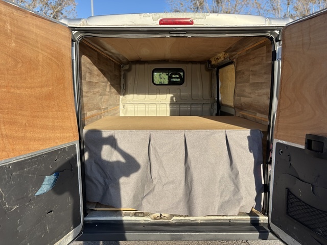 FiatDucato Furgon 2.3 Multijet 30 Batalla Media 88 kW (120 CV) Vehículo usado en Barcelona - 11 FiatDucato Furgon 2.3 Multijet 30 Batalla Media 88 kW (120 CV) Vehículo usado en Barcelona - 11