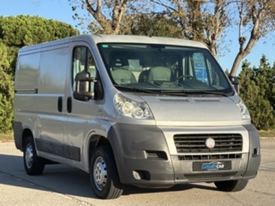 Fiat Ducato Furgon 2.3 Multijet 30 Batalla Media 88 kW (120 CV) Fiat Ducato Furgon 2.3 Multijet 30 Batalla Media 88 kW (120 CV)