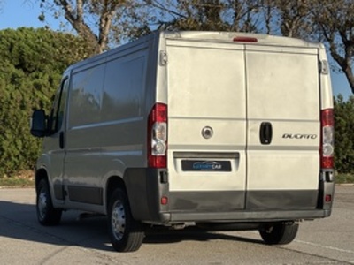 Fiat Ducato Furgon 2.3 Multijet 30 Batalla Media 88 kW (120 CV) Fiat Ducato Furgon 2.3 Multijet 30 Batalla Media 88 kW (120 CV)
