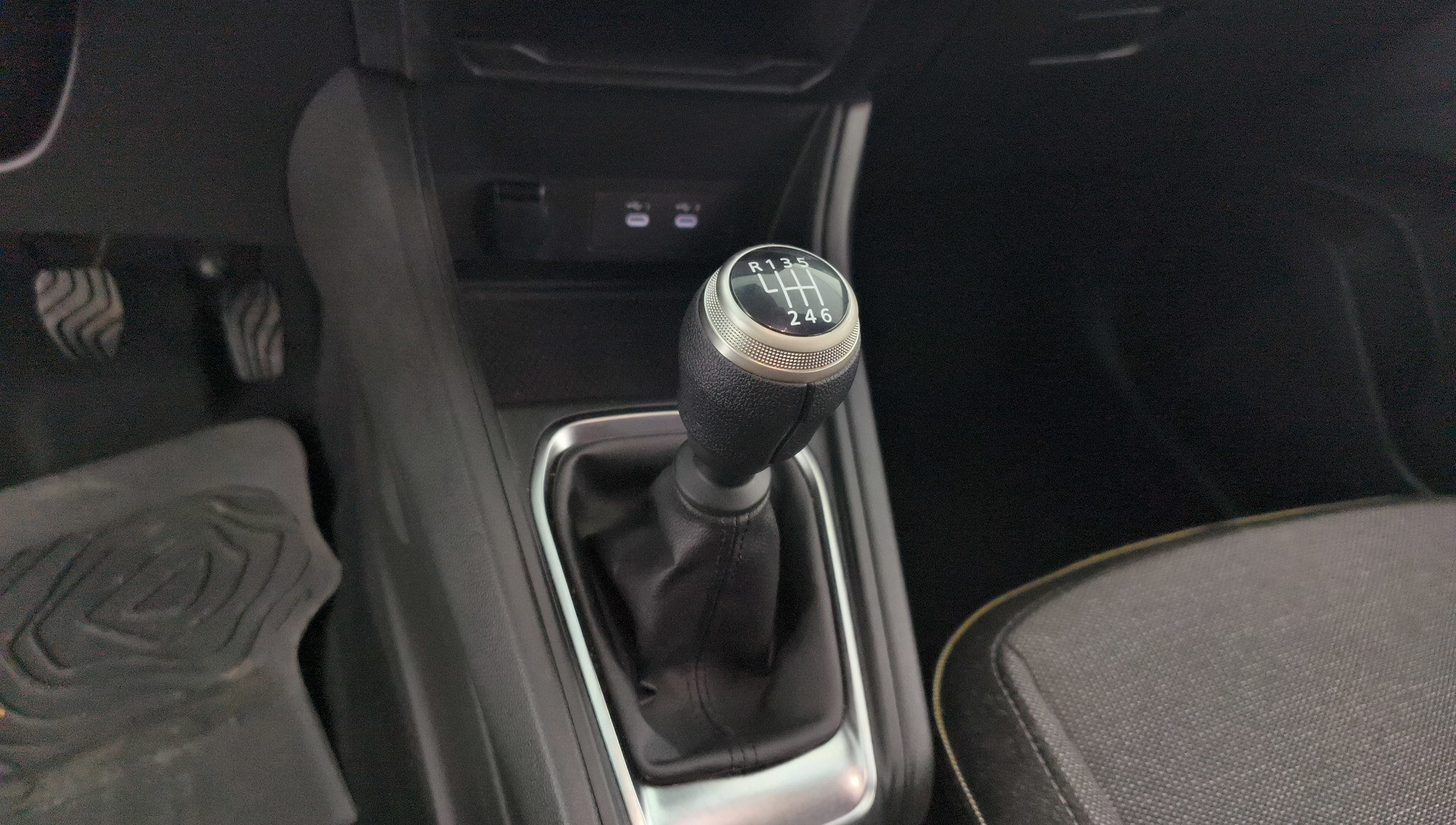 Renault Captur Techno Eco-G 74 kW (100 CV) - 23