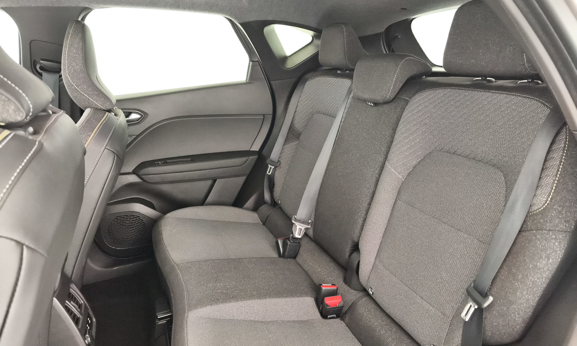 Renault Captur Techno TCe 160 Mild Hybrid EDC 118 kW (160 CV) - 13