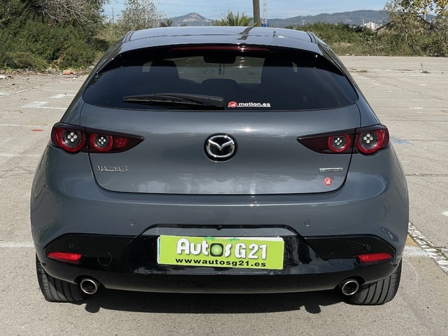 MazdaMazda 3 2.0 e-Skyactiv-G Zenith Safety Black 89 kW (122 CV) Vehículo usado en Barcelona - 8 MazdaMazda 3 2.0 e-Skyactiv-G Zenith Safety Black 89 kW (122 CV) Vehículo usado en Barcelona - 8