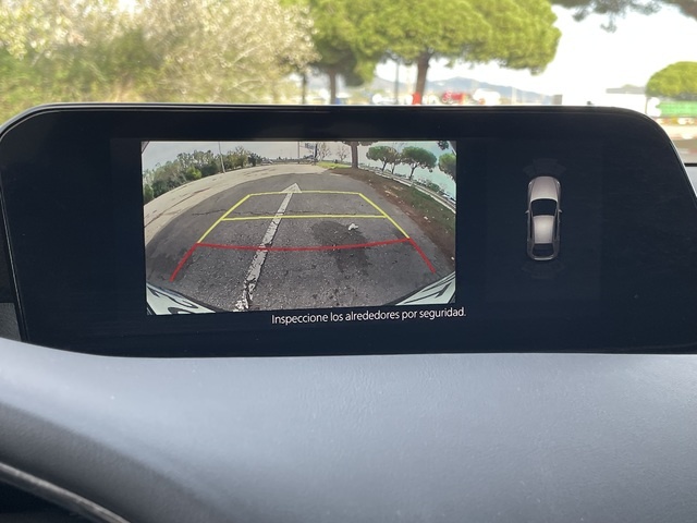 MazdaMazda 3 2.0 e-Skyactiv-G Zenith Safety Black 89 kW (122 CV) Vehículo usado en Barcelona - 20 MazdaMazda 3 2.0 e-Skyactiv-G Zenith Safety Black 89 kW (122 CV) Vehículo usado en Barcelona - 20