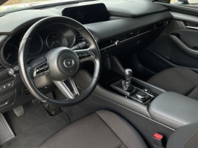 Mazda Mazda 3 2.0 e-Skyactiv-G Zenith Safety Black 89 kW (122 CV) Mazda Mazda 3 2.0 e-Skyactiv-G Zenith Safety Black 89 kW (122 CV)