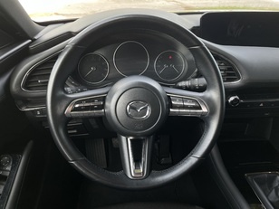 Mazda Mazda 3 2.0 e-Skyactiv-G Zenith Safety Black 89 kW (122 CV)