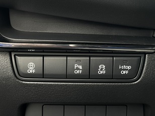 Mazda Mazda 3 2.0 e-Skyactiv-G Zenith Safety Black 89 kW (122 CV)