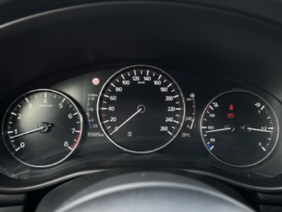 Mazda Mazda 3 2.0 e-Skyactiv-G Zenith Safety Black 89 kW (122 CV) Mazda Mazda 3 2.0 e-Skyactiv-G Zenith Safety Black 89 kW (122 CV)