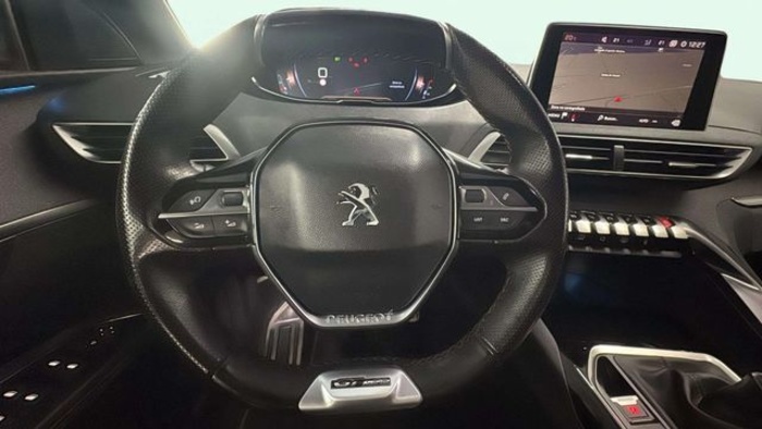 Peugeot5008 BlueHDI 130 S&S Active 96 kW (130 CV) Vehículo usado en Barcelona - 16 Peugeot5008 BlueHDI 130 S&S Active 96 kW (130 CV) Vehículo usado en Barcelona - 16