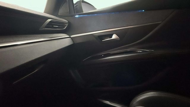 Peugeot5008 BlueHDI 130 S&S Active 96 kW (130 CV) Vehículo usado en Barcelona - 21