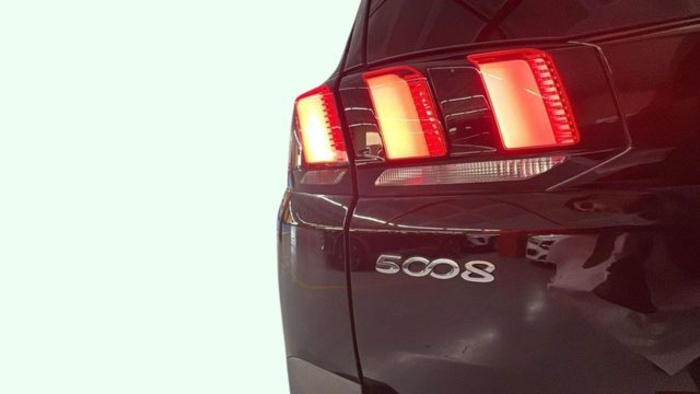 Peugeot5008 BlueHDI 130 S&S Active 96 kW (130 CV) Vehículo usado en Barcelona - 28 Peugeot5008 BlueHDI 130 S&S Active 96 kW (130 CV) Vehículo usado en Barcelona - 28
