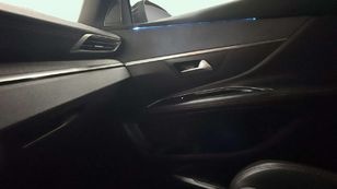 Peugeot 5008 BlueHDI 130 S&S Active 96 kW (130 CV)